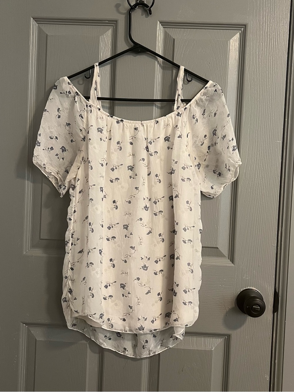 Giusy White Off-Shoulder Floral Blouse Floral Blue Print Italy Whimsical Silk